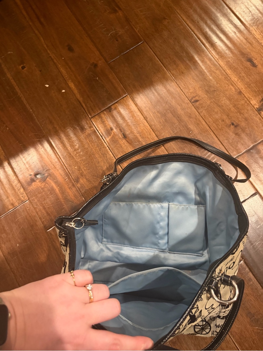 Coach Signature Canvas Shoulder Bag in Beige and Brown - Picture 4 of 5
